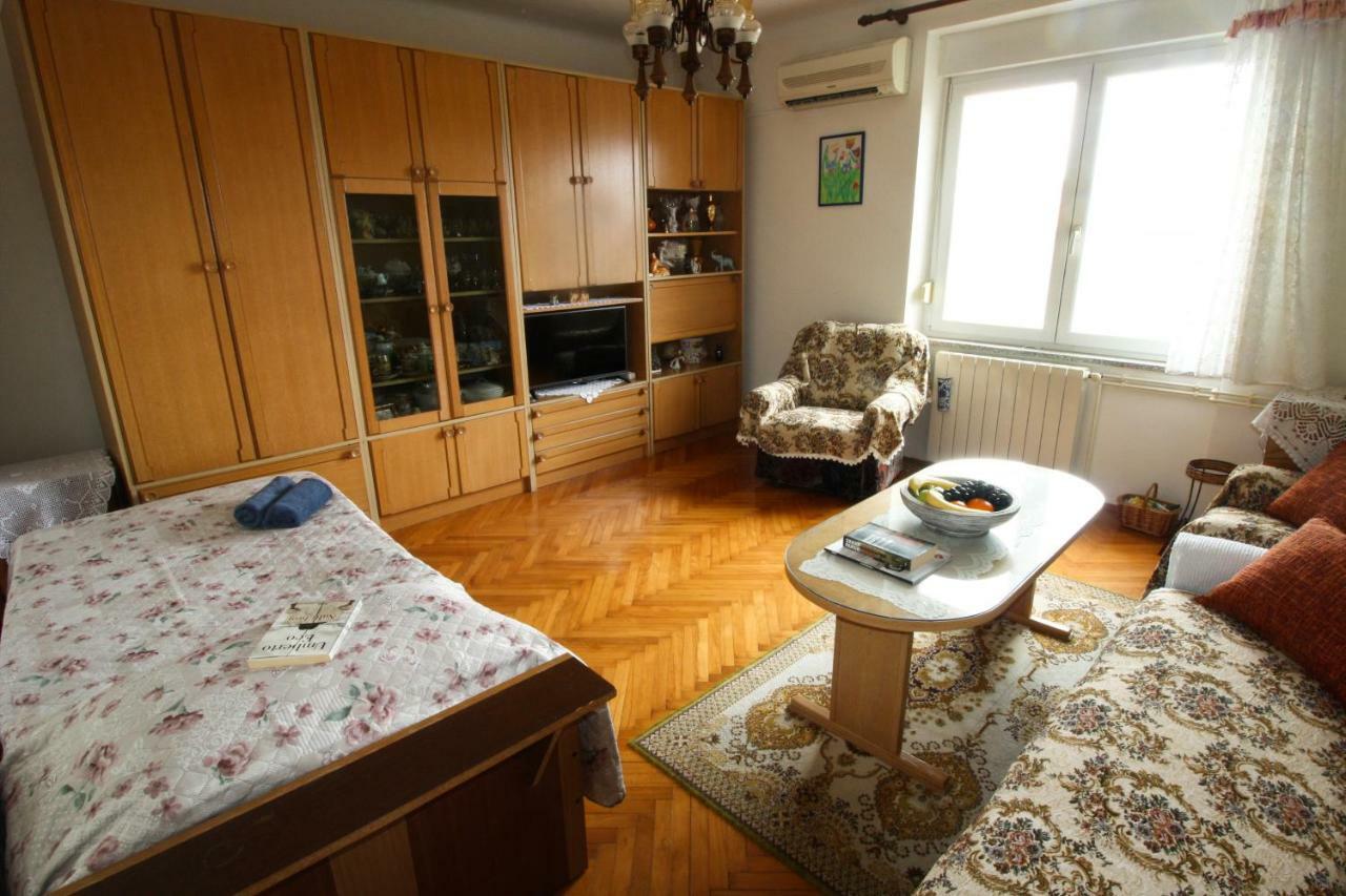 Apartment Persich 普拉 外观 照片